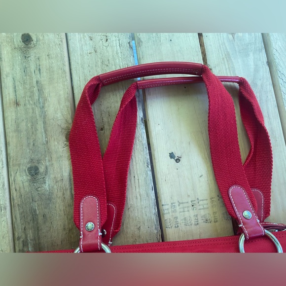 Tommy Hilfiger red shoulder purse - Picture 4 of 10